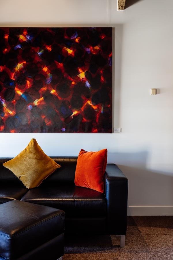 The Henry Jones Art Hotel Hobart Buitenkant foto A painting by the artist