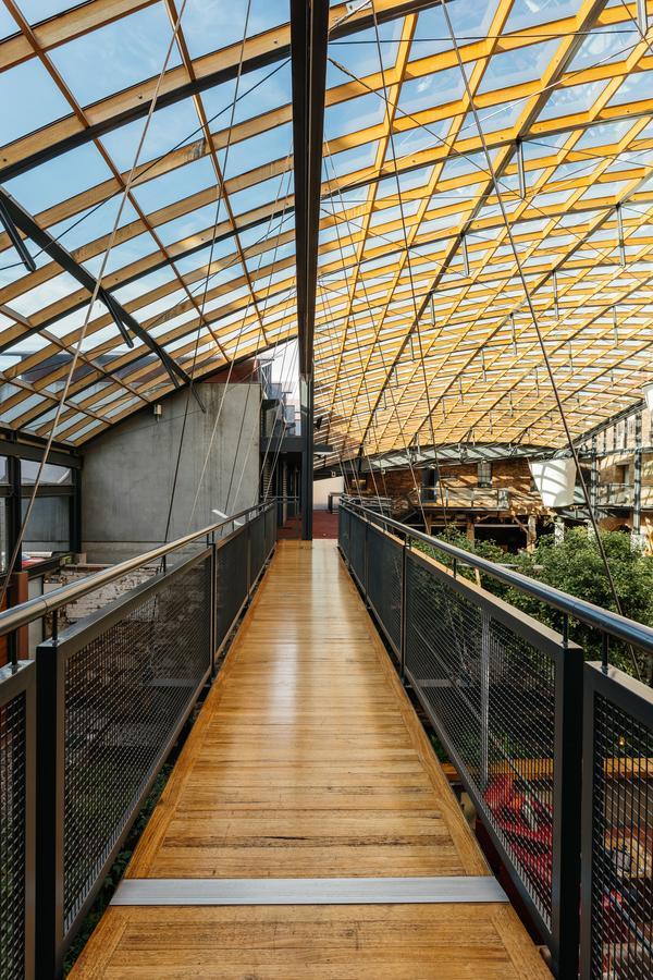 The Henry Jones Art Hotel Hobart Buitenkant foto Skywalk